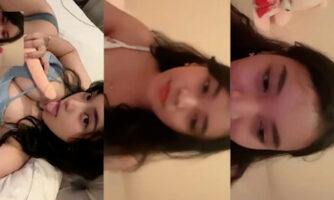 Laras B4LI Cantik Pamer Sex Toys Sambil Jilat Instagram