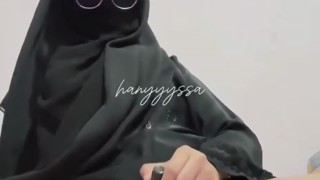 Hanysa Wanita Bercadar Suka Mainin Anu Tanpa Lepas CD