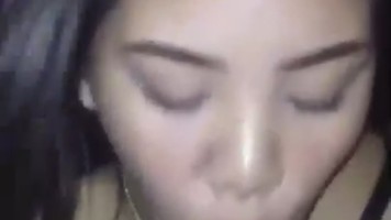 Pacar Ngaku Polos Jago Hisap Kontol